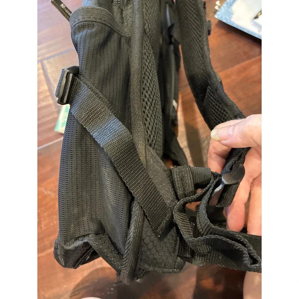 Basecamp Hydration Pack 2 Liter 30 Miler BC7103 Ripstop Black Republic Services